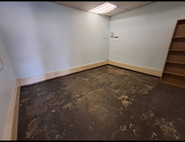 100M² OFFICE TO LET IN MEYERTON CENTRAL